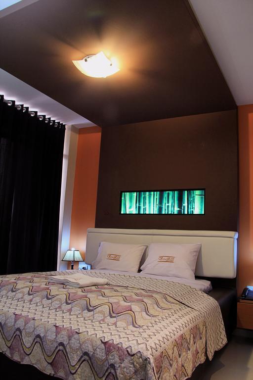 Villa Real Hotel & Suites Τσικλάγιο Δωμάτιο φωτογραφία
